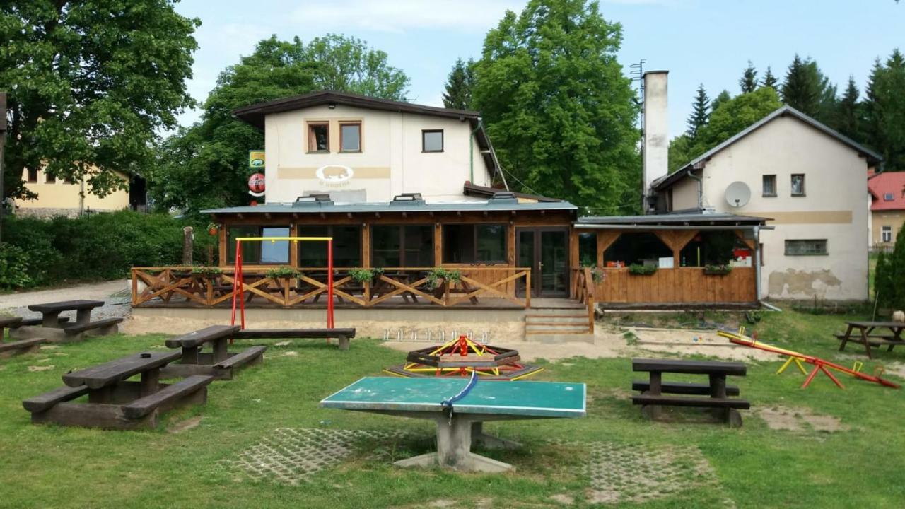Penzion U Hrocha Lucany nad Nisou Luaran gambar