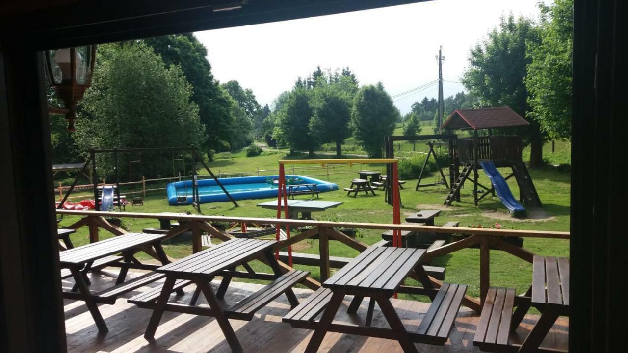 Penzion U Hrocha Lucany nad Nisou Luaran gambar